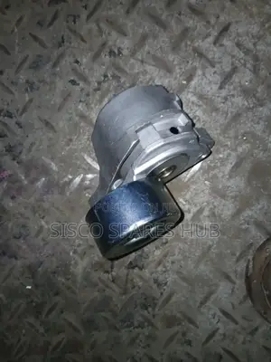 Tensioner Nissan Caravan