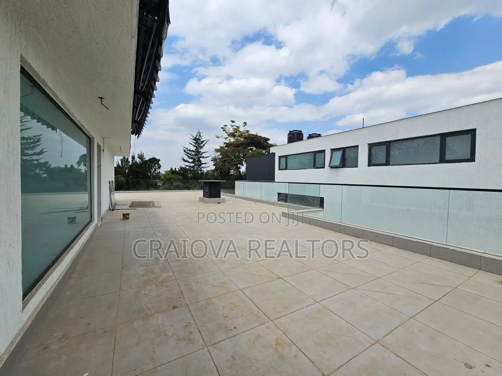 5bdrm Villa in Lavington for sale