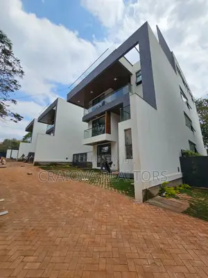 5bdrm Villa in Lavington for sale
