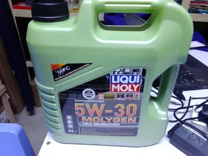 Fully Synthetic Engine Oil 5w-30