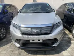 Toyota Harrier 2.0 2018 Silver
