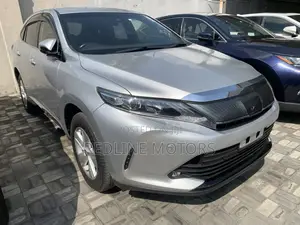 Toyota Harrier 2.0 2018 Silver