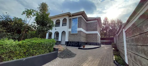 4bdrm Maisonette in Nkoroi for sale