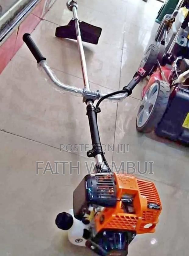 4 Stroke Brushcutter/ Brush Cutter Machine, Bush Cutter