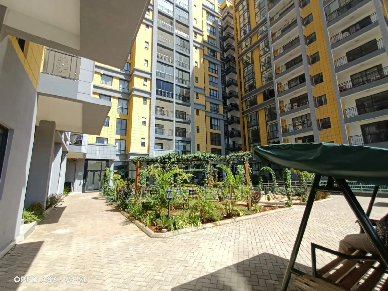 2bdrm Apartment in Silver Harbor, Kilimani for sale
