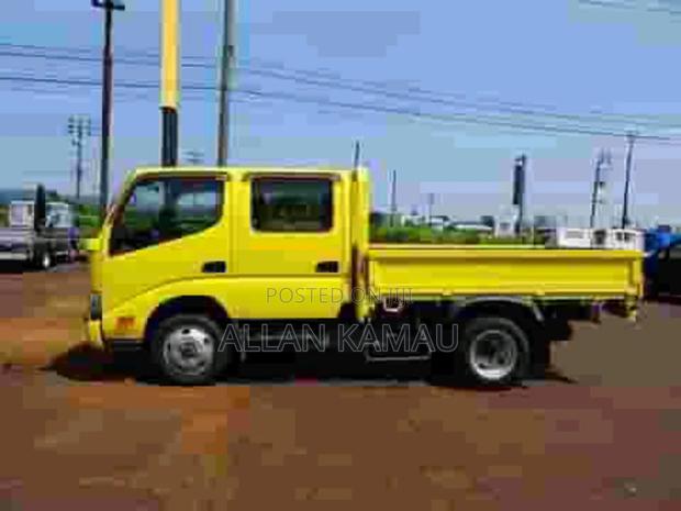 Mitsubishi Canter - thumbnail 4