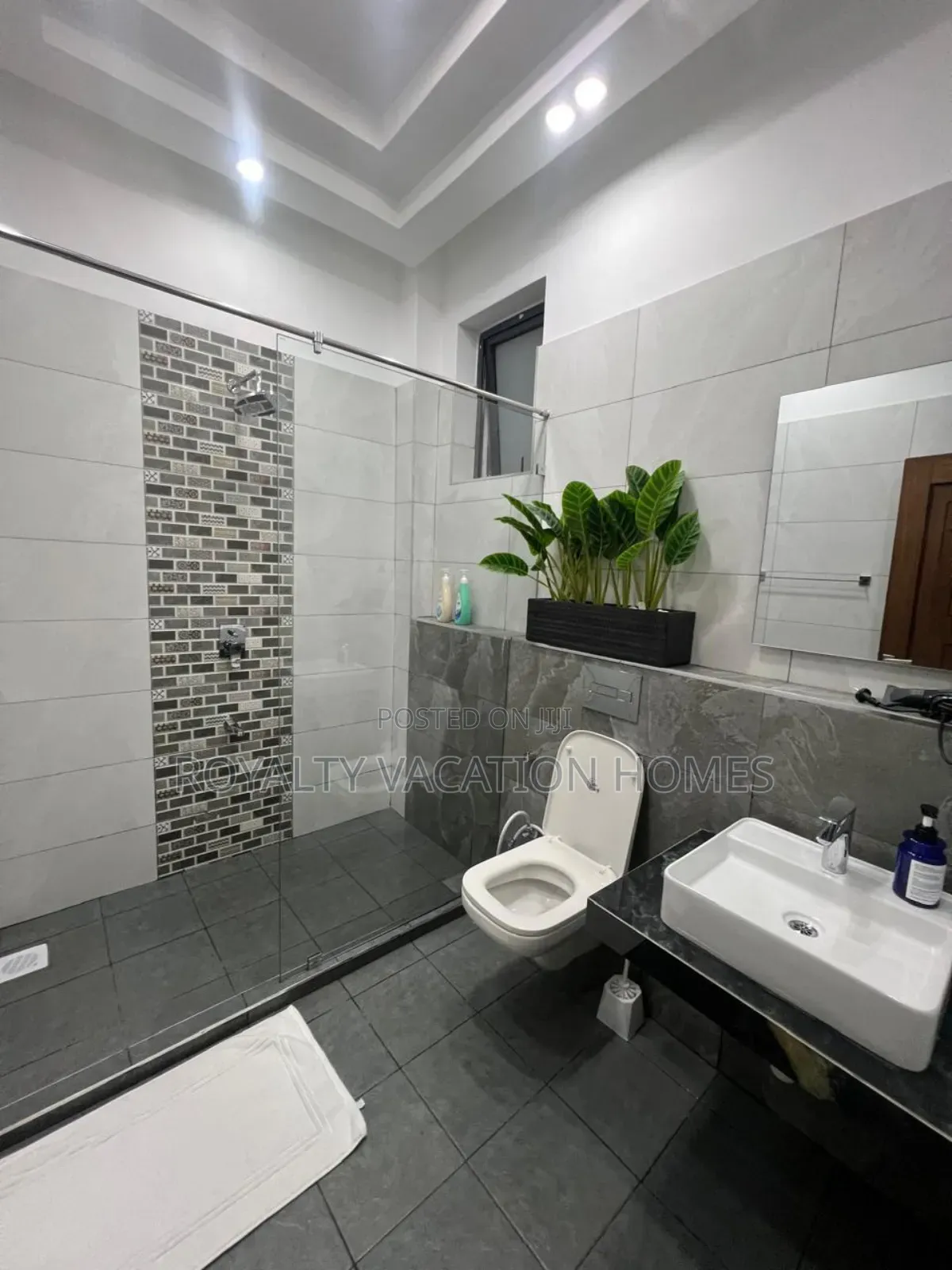 1bedroom Beachfront Apartment at Baobab, Nyali