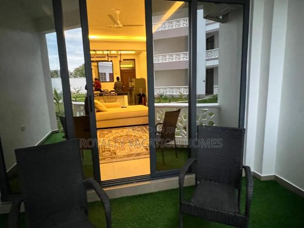 1bedroom Beachfront Apartment at Baobab, Nyali - thumbnail 9