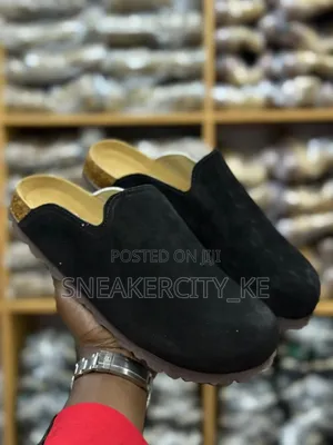 Men Leather Clogs