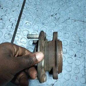 Hub for Mazda Axela 2whl ,Cx5