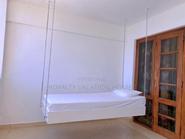 Affordable 2 Br Beach Airbnb Apartment in Mombasa - thumbnail 10