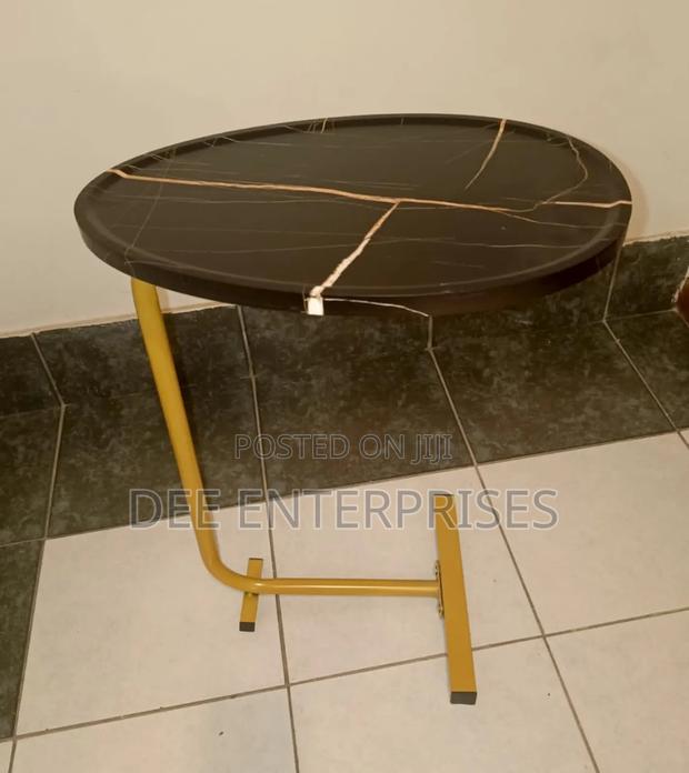 Exquisite High Quality Oval Shaped Side Table - thumbnail 3