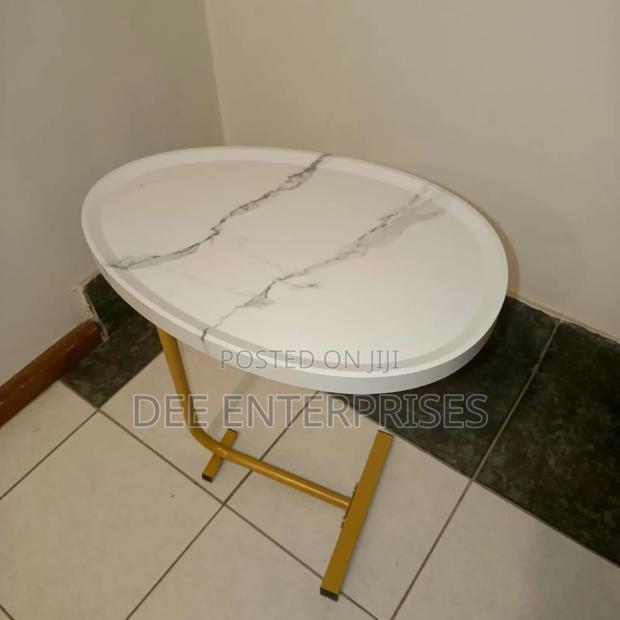 Exquisite High Quality Oval Shaped Side Table - thumbnail 4