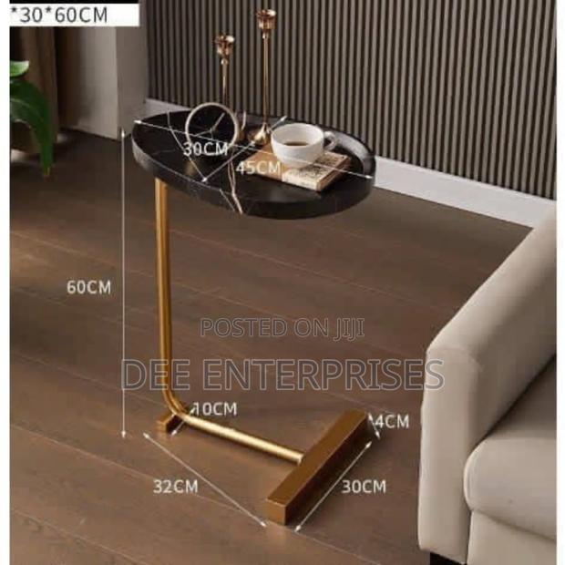 Exquisite High Quality Oval Shaped Side Table - thumbnail 5