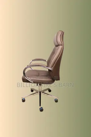 Brown Executive Leather Office Chair — Swivel Base
