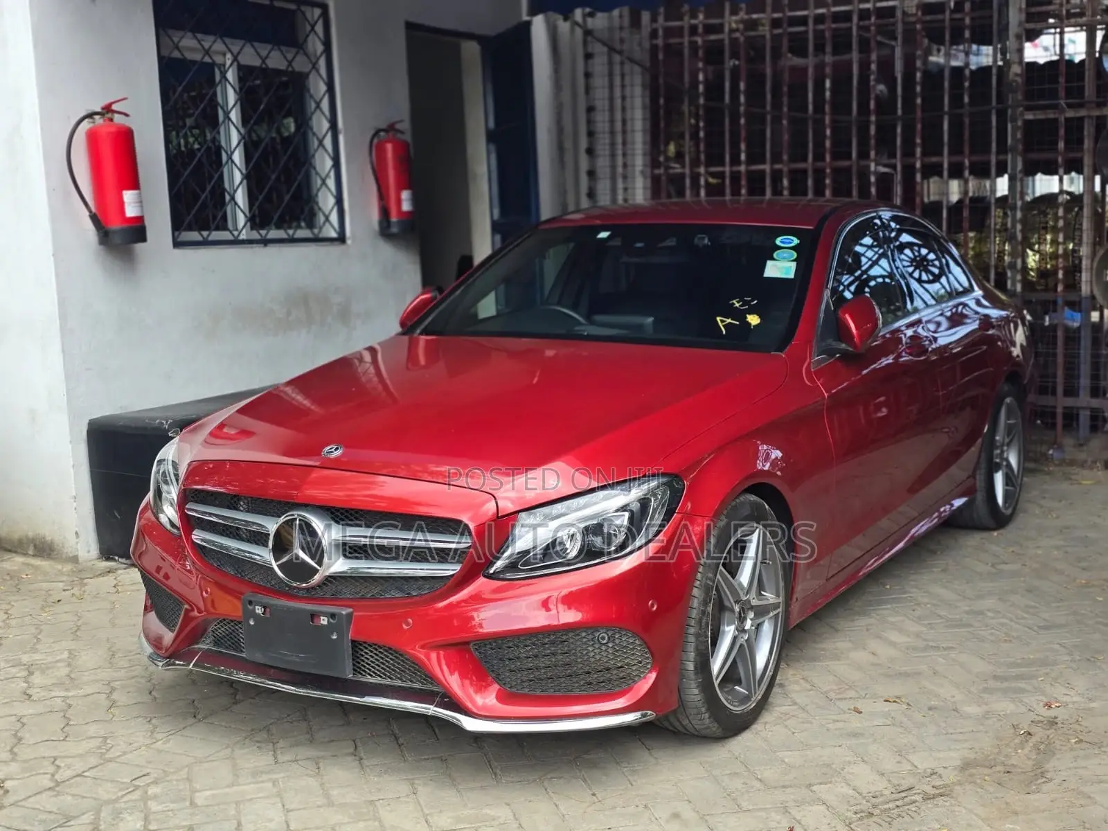 Mercedes-Benz C180 2018 Red