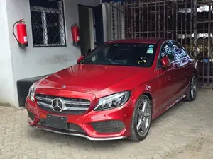Mercedes-Benz C180 2018 Red