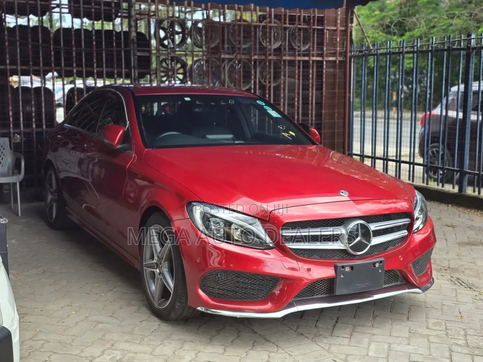 Mercedes-Benz C180 2018 Red