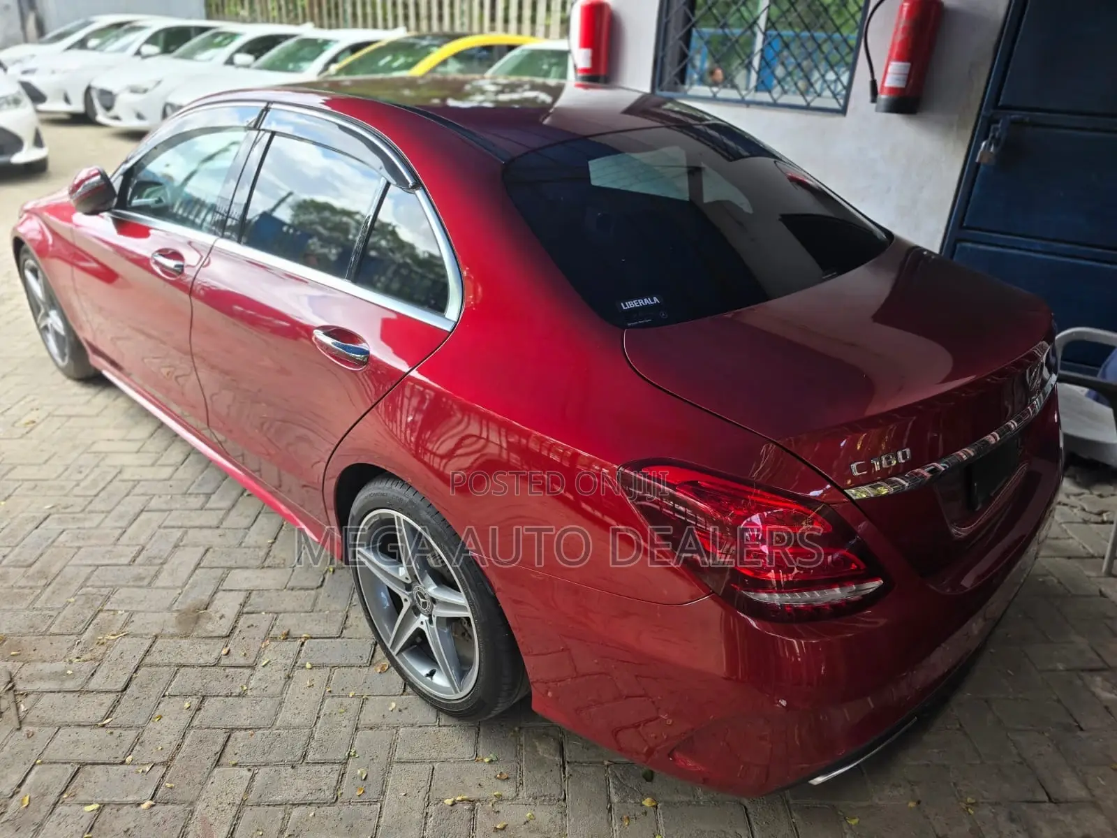 Mercedes-Benz C180 2018 Red