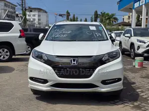 Honda Vezel 1.5 Hybrid 2WD 2018 White