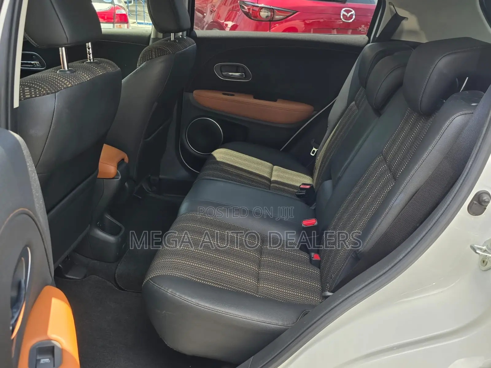 Honda Vezel 1.5 Hybrid 2WD 2018 White