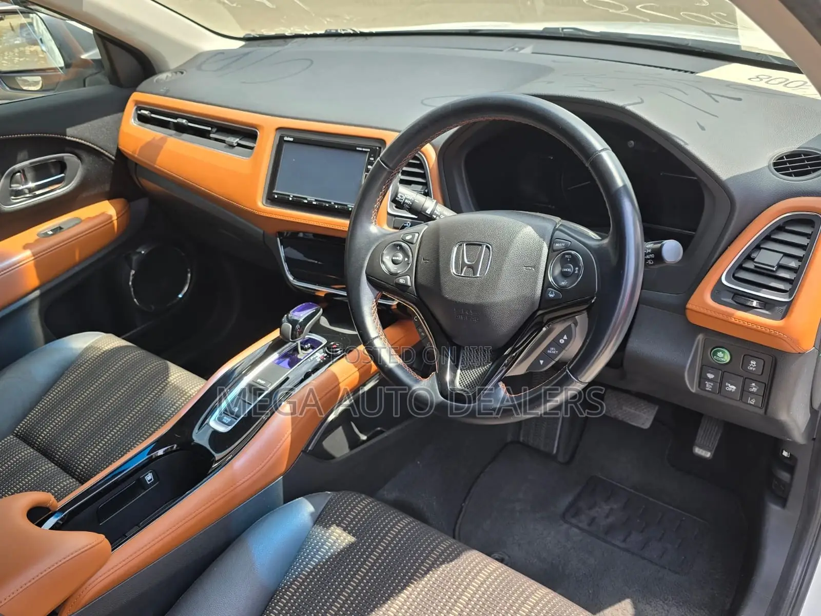 Honda Vezel 1.5 Hybrid 2WD 2018 White