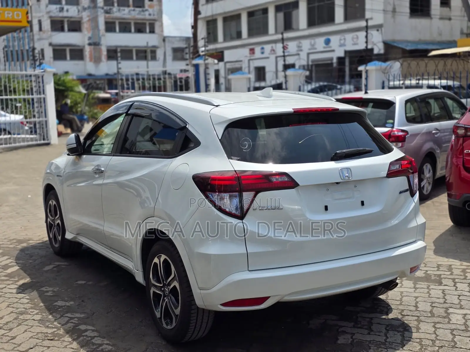 Honda Vezel 1.5 Hybrid 2WD 2018 White