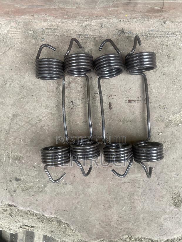 Sinotruck Howo Brake Shoe Springs /Brake Adjustment Springs