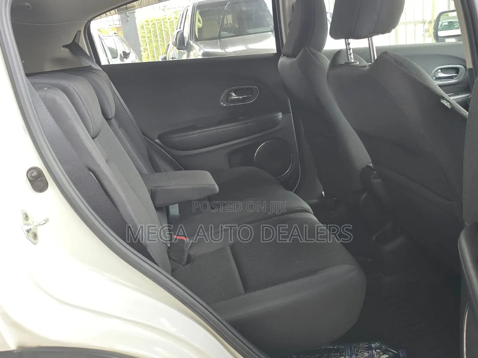 Honda Vezel 1.5 2WD 2018 White
