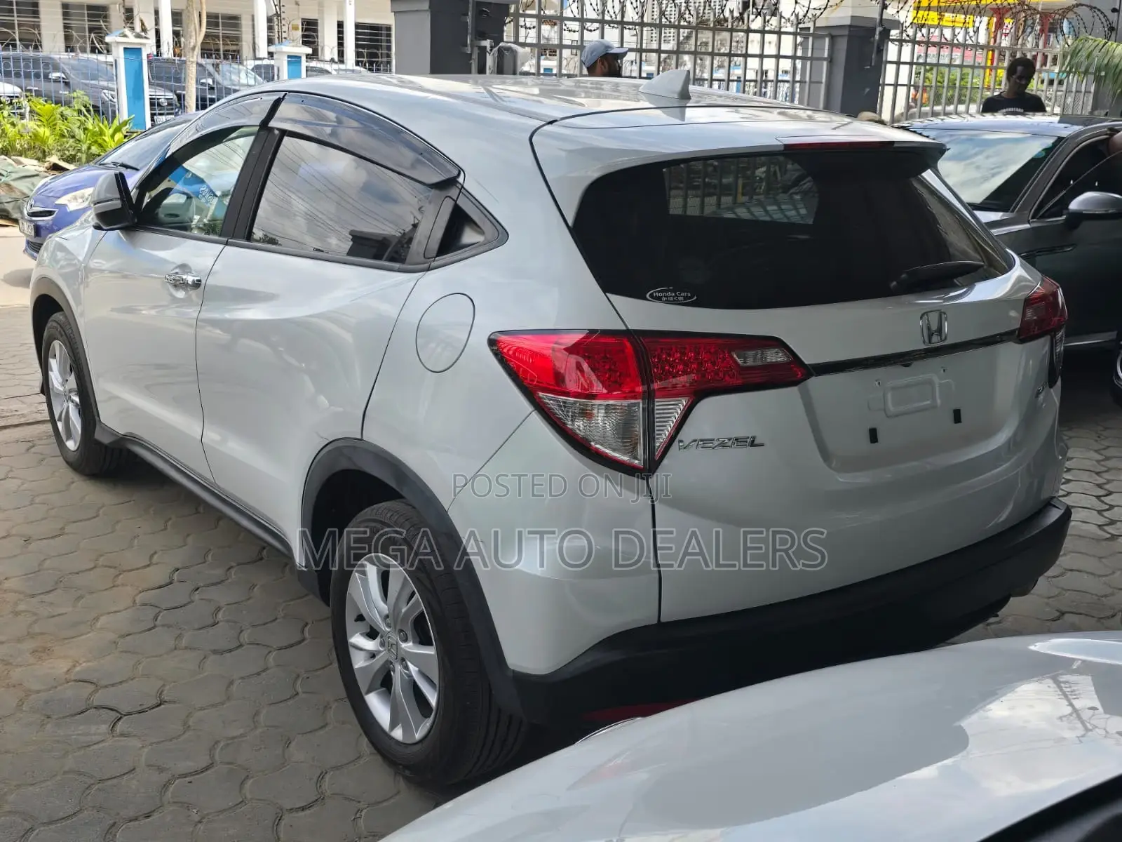 Honda Vezel 1.5 2WD 2018 White
