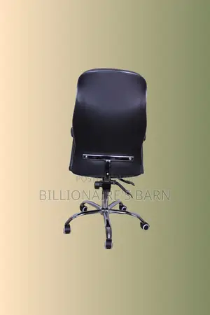 Pro-Grade Executive Leather Office Chair | Scratch-Resistant Finish