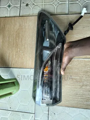 Toyota Harrier 2014 Taillight
