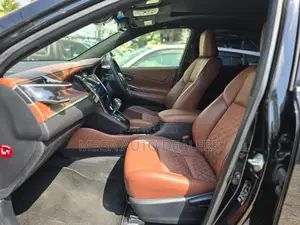 Toyota Harrier 2018 Black