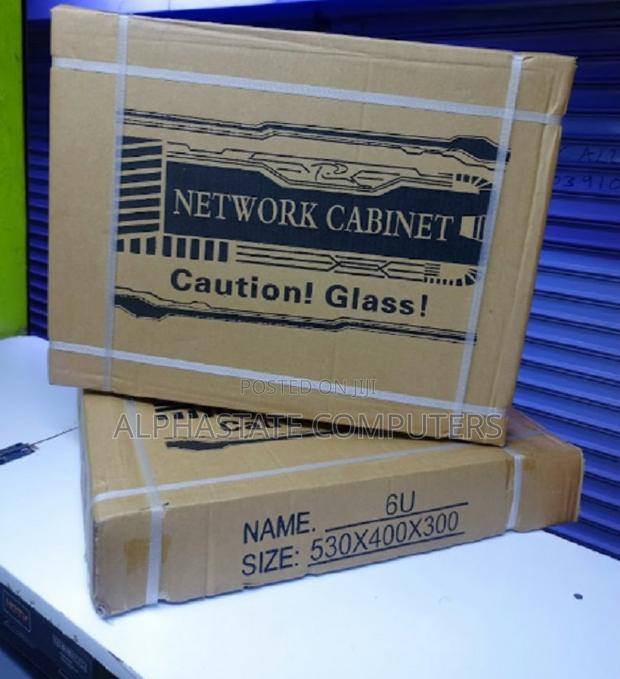 Quality 6u Data Network Cabinet (530mm by 400mm by 300mm)
