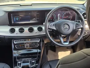 Mercedes-Benz E200 2018 White