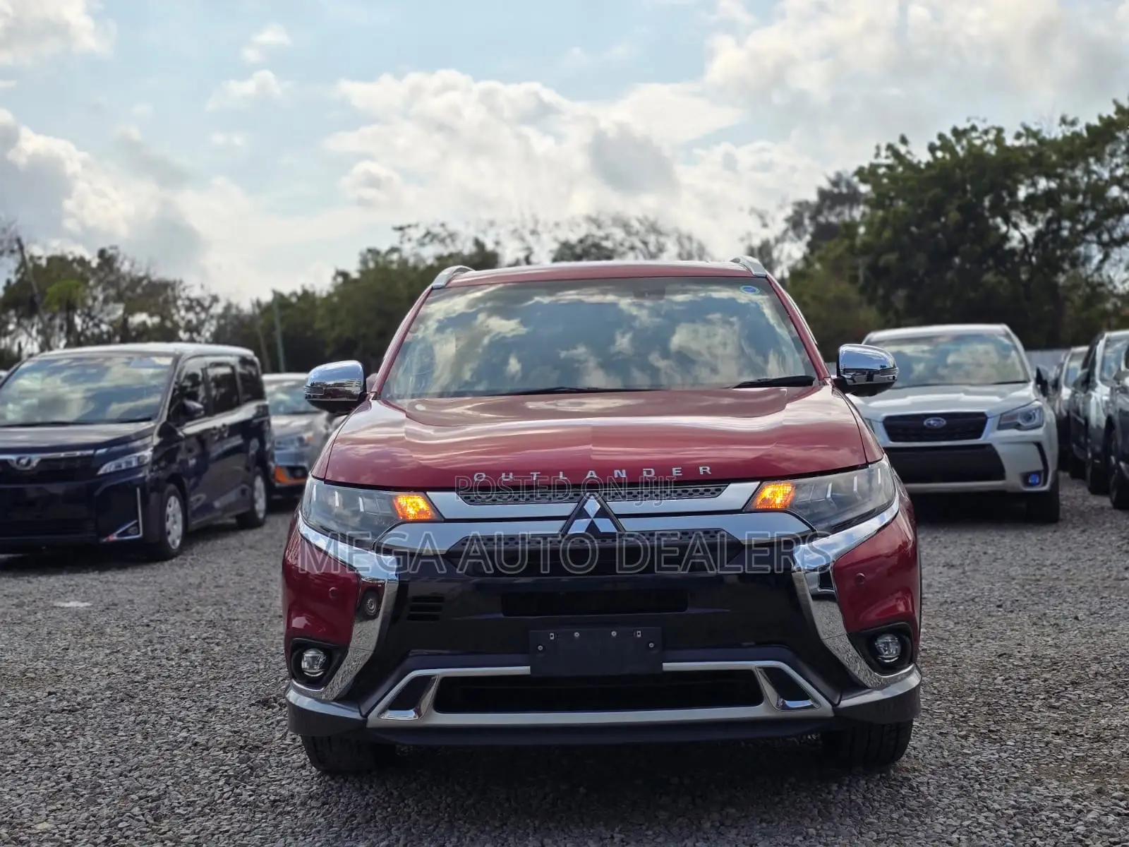 Mitsubishi Outlander 2018 Red
