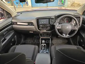 Mitsubishi Outlander 2018 Red