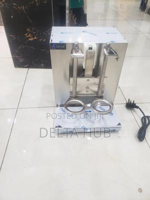 Mega-shakes Affordable Boba Shaker Machine - thumbnail 2