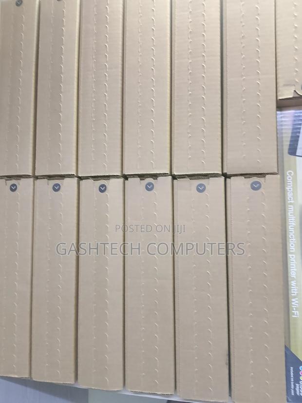 Starlink Mini Kit Portable Router - main view