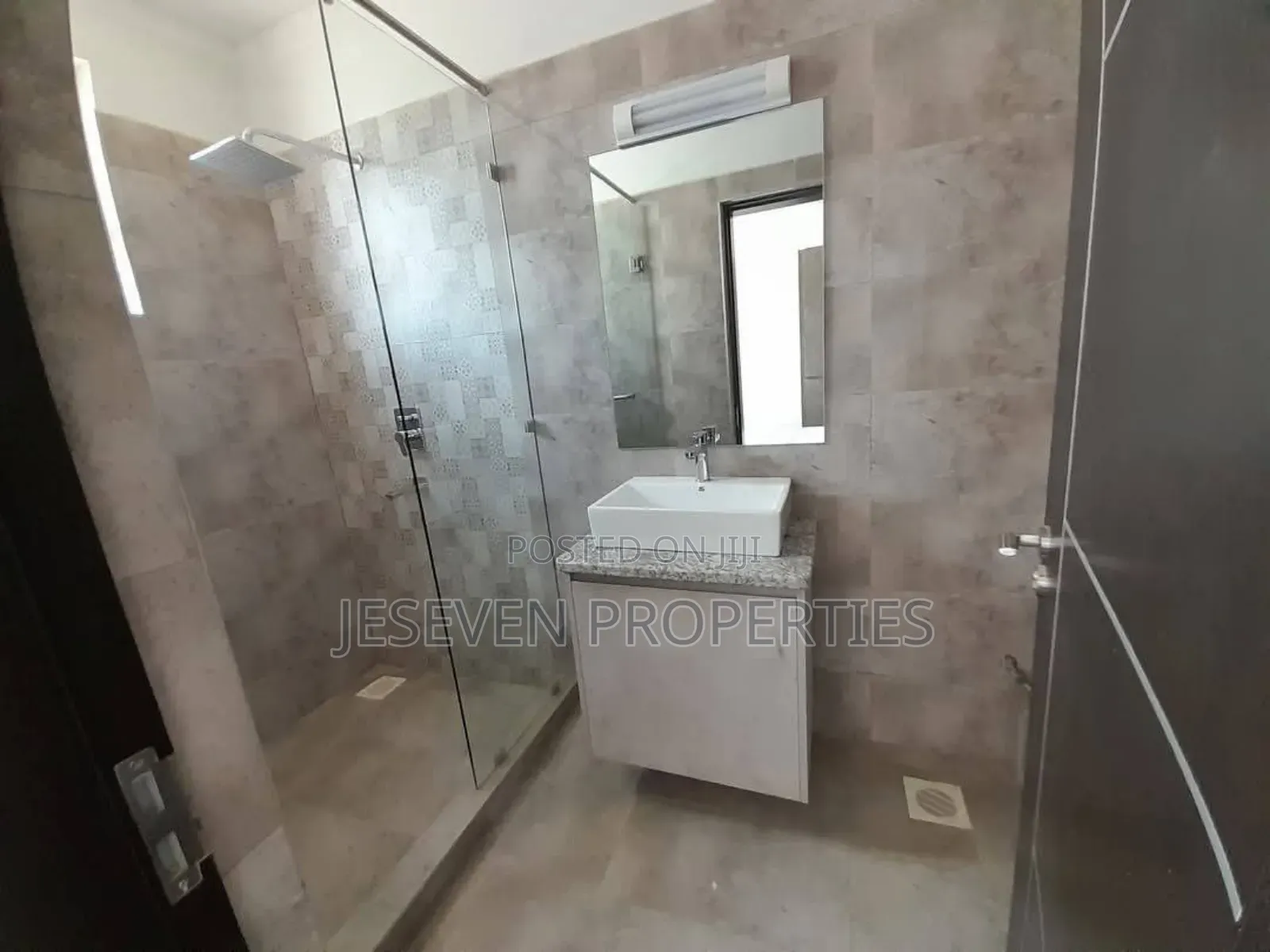4bdrm Townhouse/Terrace in Syokimau for sale