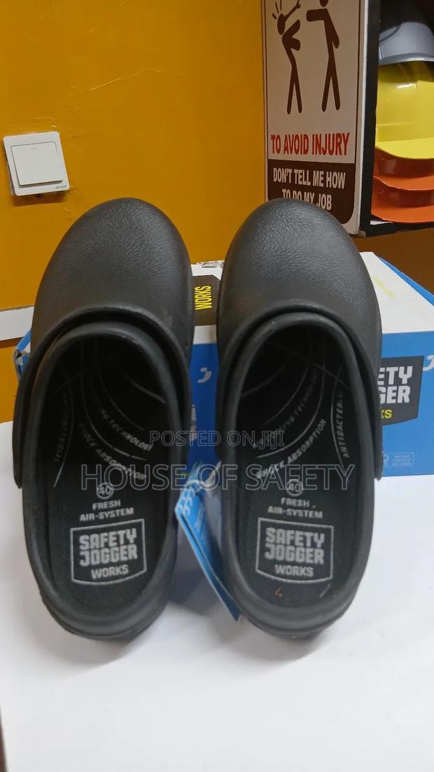 Safety Jogger Kitchen Crocs