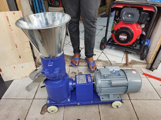 Milano Pellet Machine 100-200kg Per Hour 5hp Motor - main view