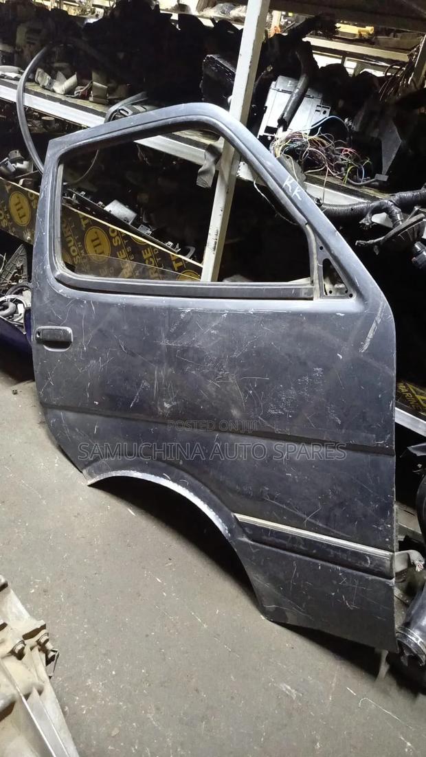 Door Toyota Shark 3l