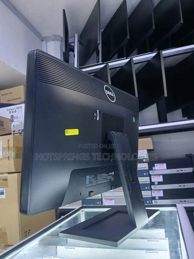 Dell 22-Inch - thumbnail 4