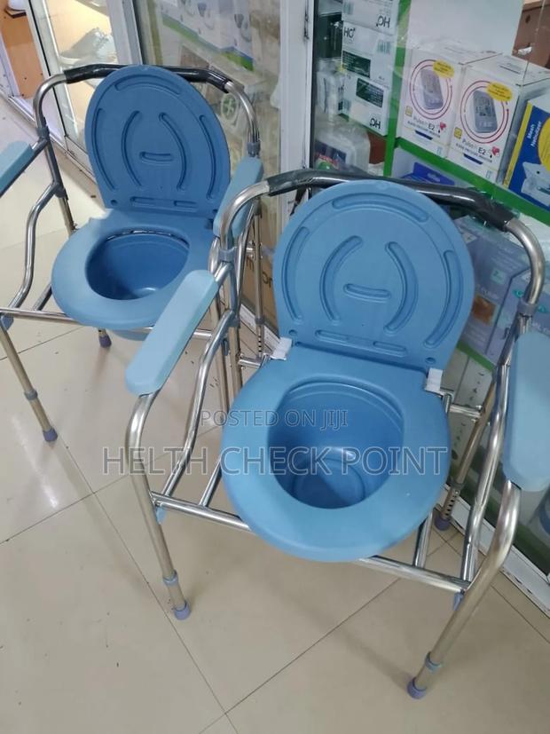 Commode Chair Without Wheels - main view