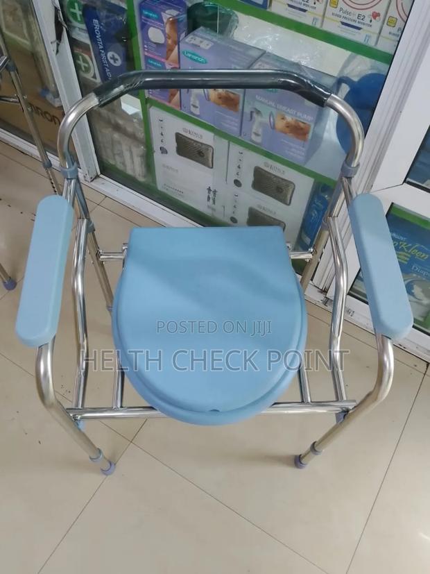 Commode Chair Without Wheels - thumbnail 3