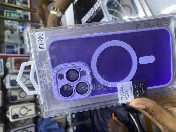 Terdy Magsafe Translucent Matte Back Case for iPhone 13 Pro Max - thumbnail 3