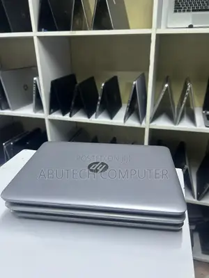 Laptop HP EliteBook 820 G3 8GB Intel Core I5 SSD 256GB