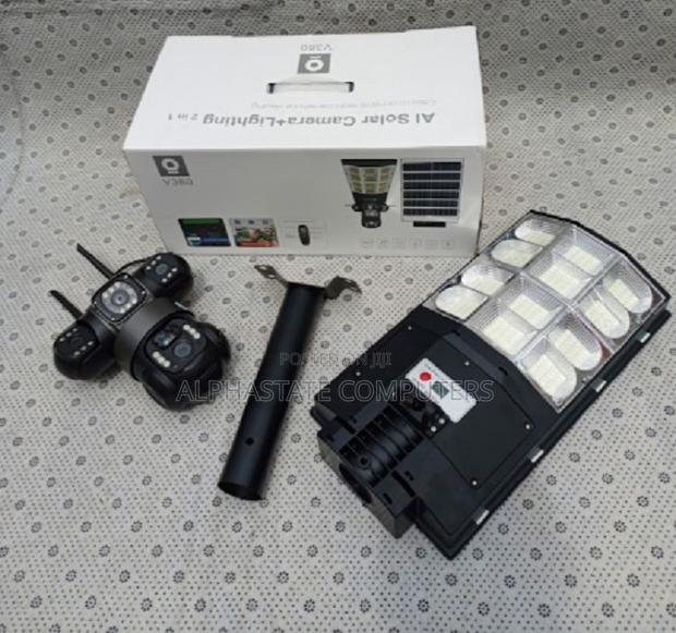 Triple Lens 4g Simcard Solar PTZ Camera With Floodlight