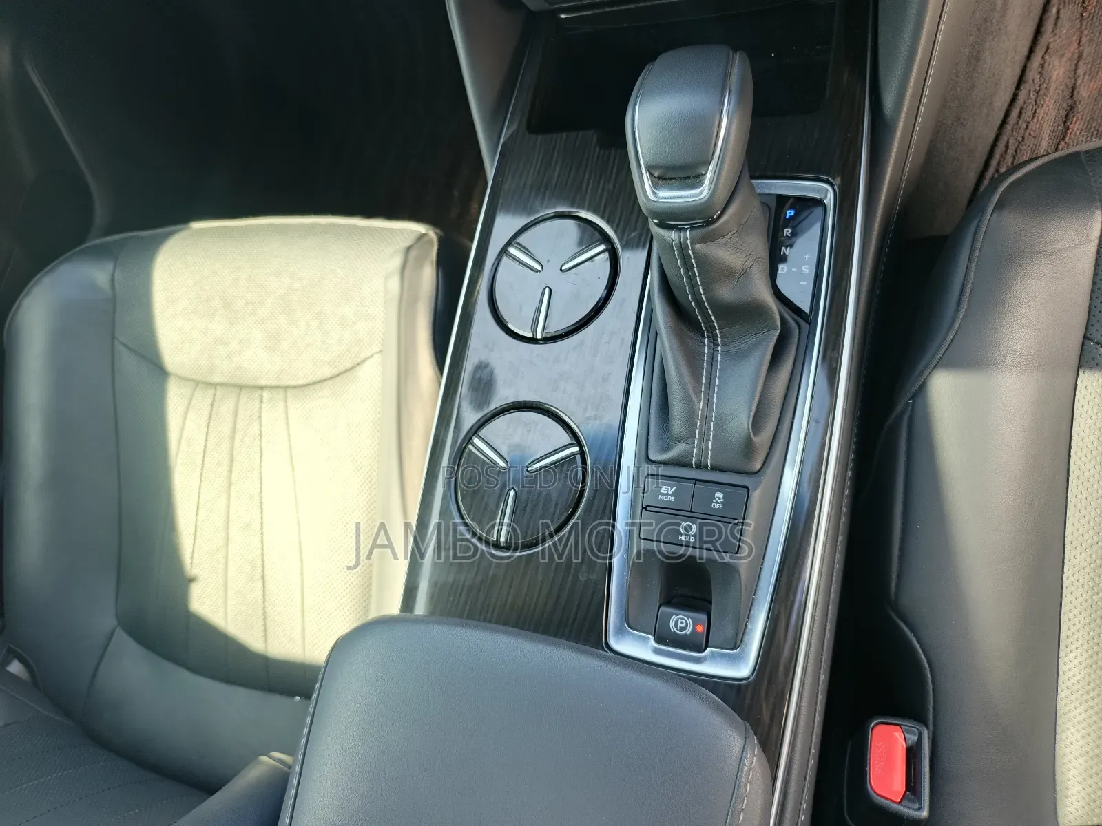 Toyota Crown 2019 Black